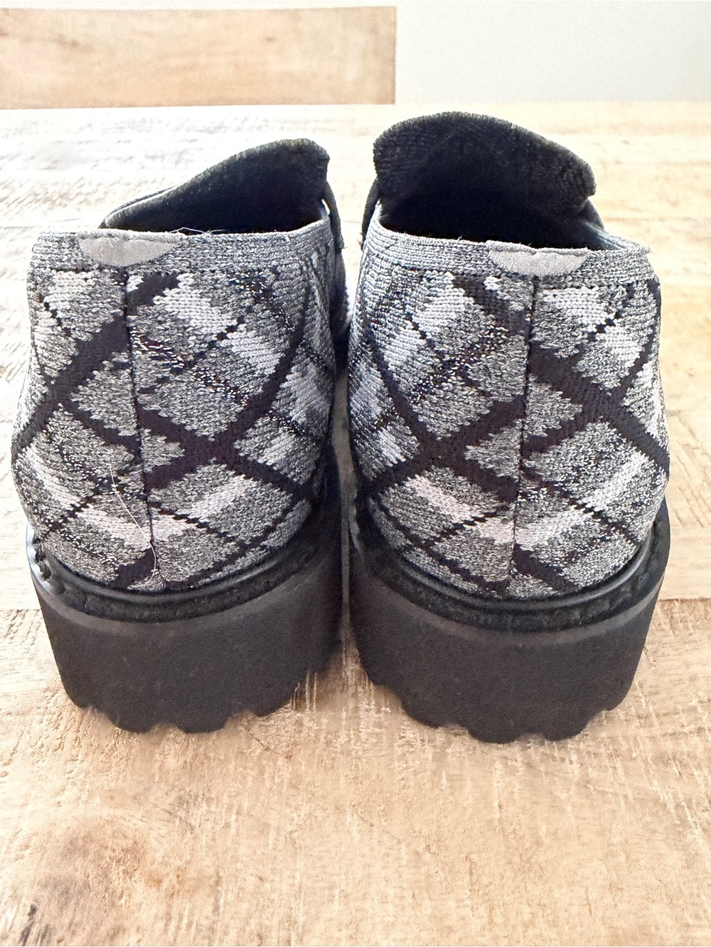 Vivaia NWOT Round Toe Francesca Chunky Heel Loafers - Picture 6 of 12